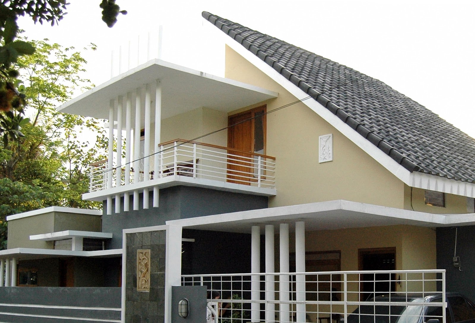 Desain Atap Rumah Tingkat Deagam Design